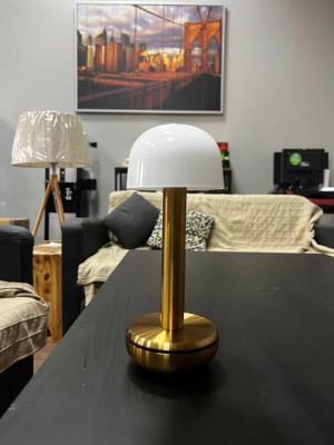 Лампа настольная Glamping Lighting T gold, 82425-T gold, Стиль Скандинавский 82425-T gold